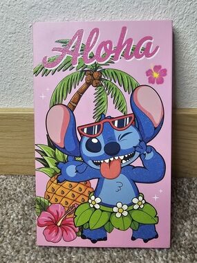 Blue Eyeshadow Palette in Pink Aloha Packaging